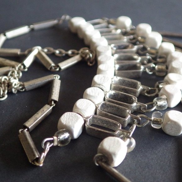 Pewter & Wood Necklace Bib by Kien - Picture 5 of 6